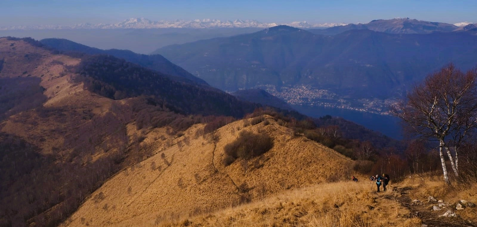 Monte Bolettone traversata da Brunate a Caslino d Erba Trek